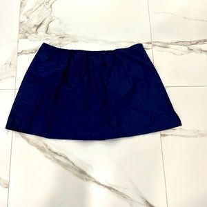 SZ 2X navy swim skirt